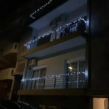 Explore Greece From Centre Apartment