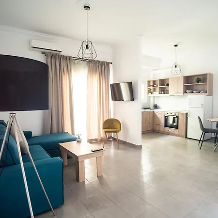 Explore Greece From Centre Apartment *